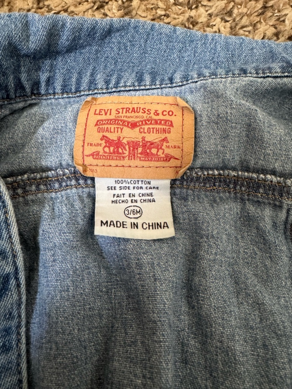 Levi's Kids Denim Jacket in Light Blue Wash - Picture 2 of 2